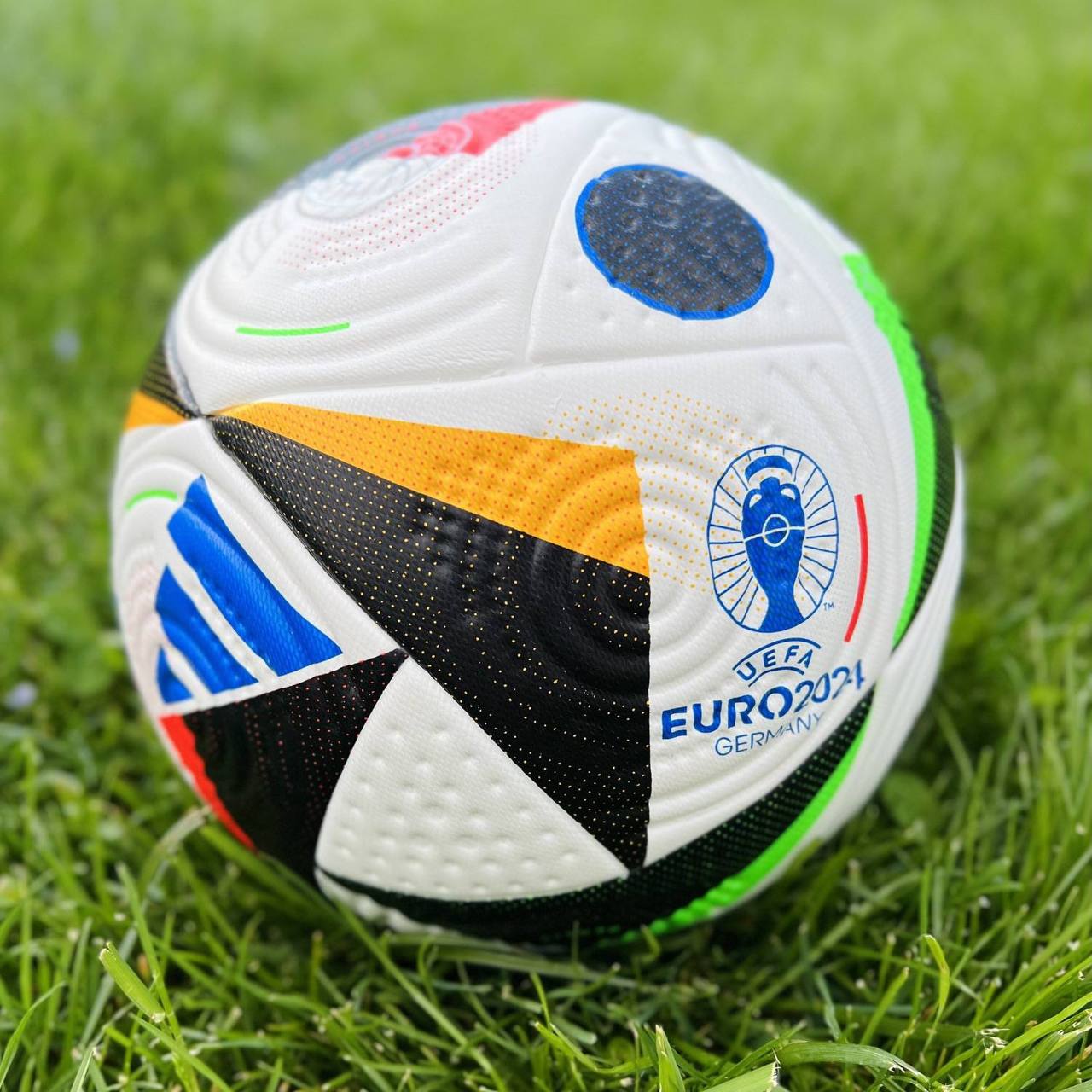 Мʼяч adidas EURO 2024